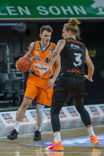 的同时也积 的同时也积